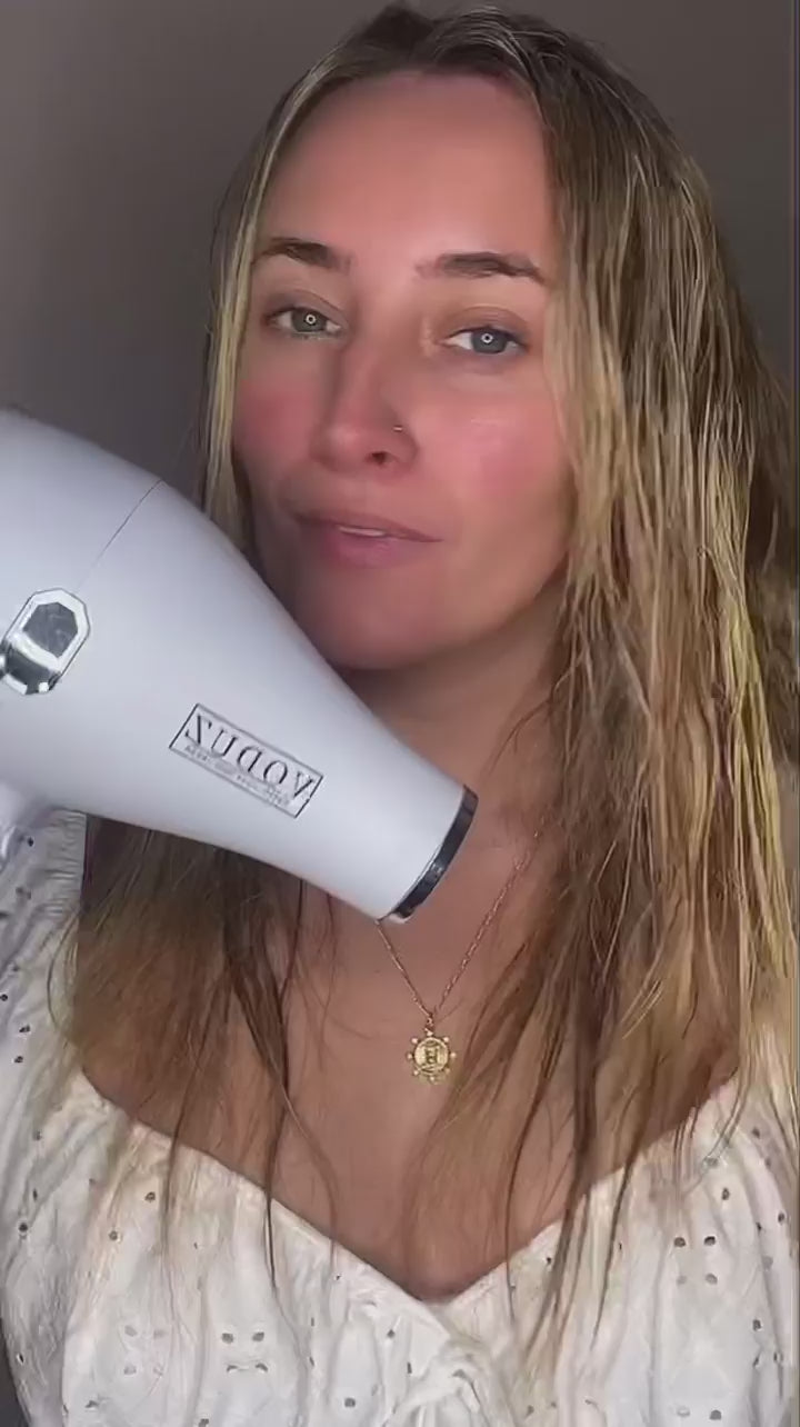 Load video: Voduz Blow Out Dryer Black