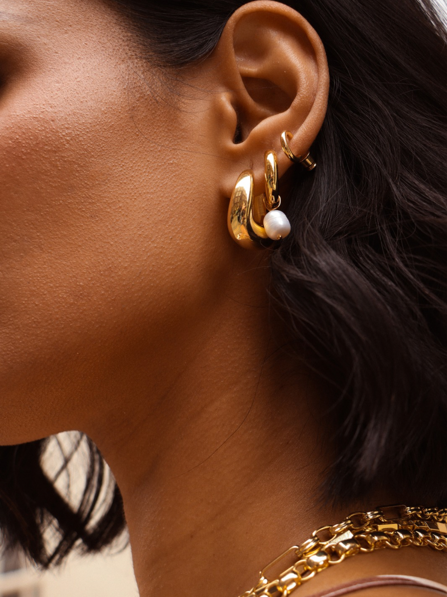 Betty & Biddy Align Hoop Earrings